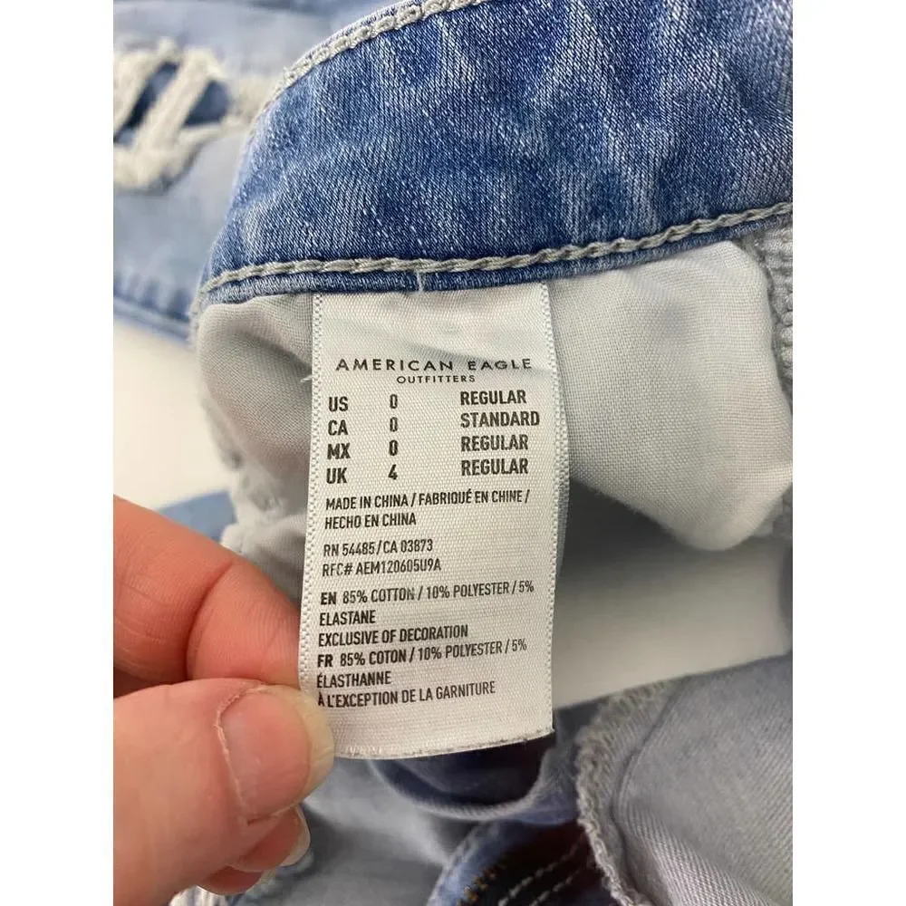 American Eagle Super Hi-Rise Jegging Light Wash Distressed Stretch - Size 0